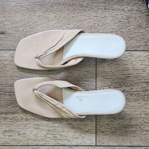 Zara Leather Kitten Heel Thongs